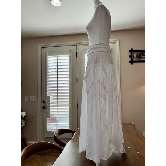 Romeo & Juliet Couture White Cotton Boho Maxi Skirt M Lace Panel Peasant Style - Picture 3 of 9